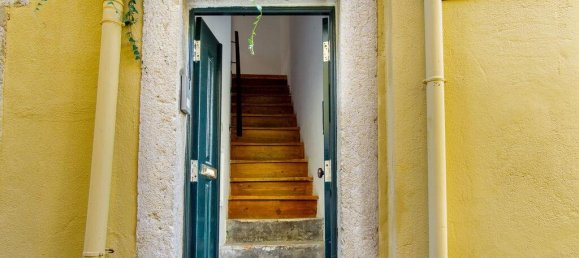 199m² Building in Lisbon, Portugal No. 117056 4