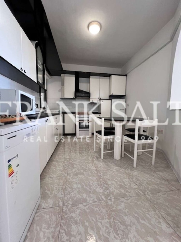 Apartamento de 3 dormitorios en Birzebbuga, Malta No. 5081