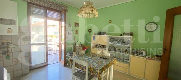 2 bedrooms Apartment in Bra, Italy No. 266406 10