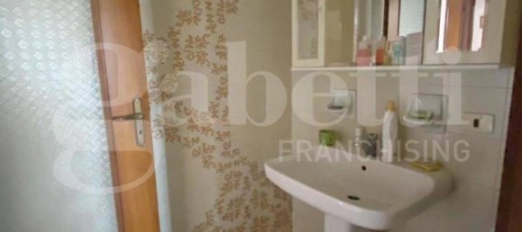 2 bedrooms Apartment in Bra, Italy No. 266406 18