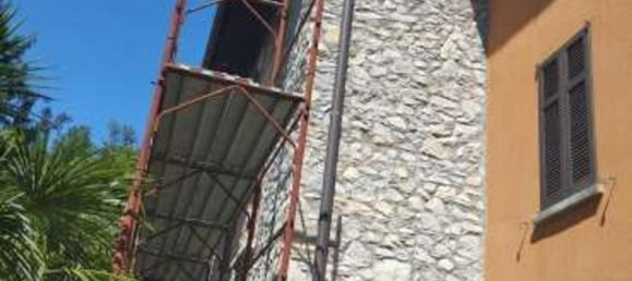 5-salle Appartement à Cocquio-Trevisago, Italy No. 187523 2