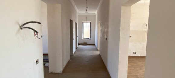 6 bedrooms House in Sabunchu, Azerbaijan No. 1142 8