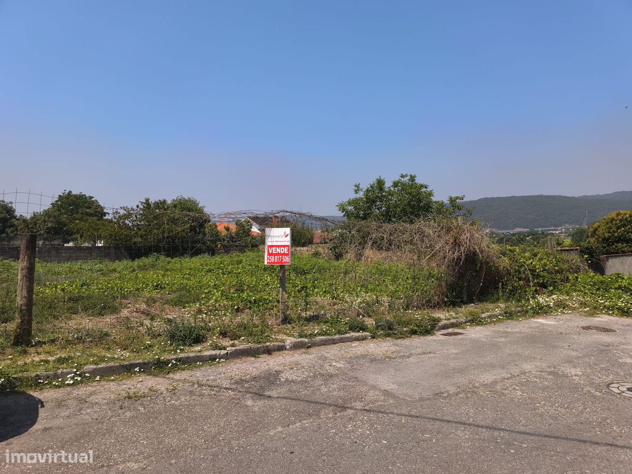 495m² Land in Viana do Castelo, Portugal No. 240009