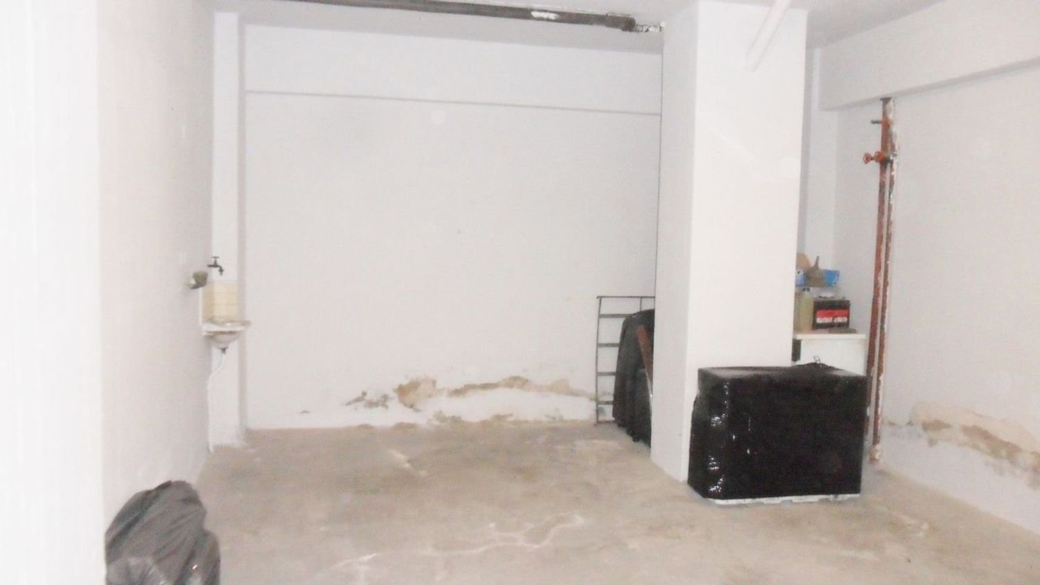 25m² Garage in Florence, Italy No. 166423