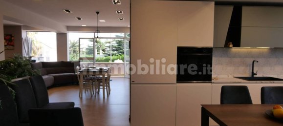 4 rooms Commercial property in Ragusa, Italy No. 299444 11