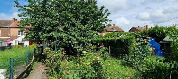 3 bedrooms House in Joudreville, France No. 59267 13