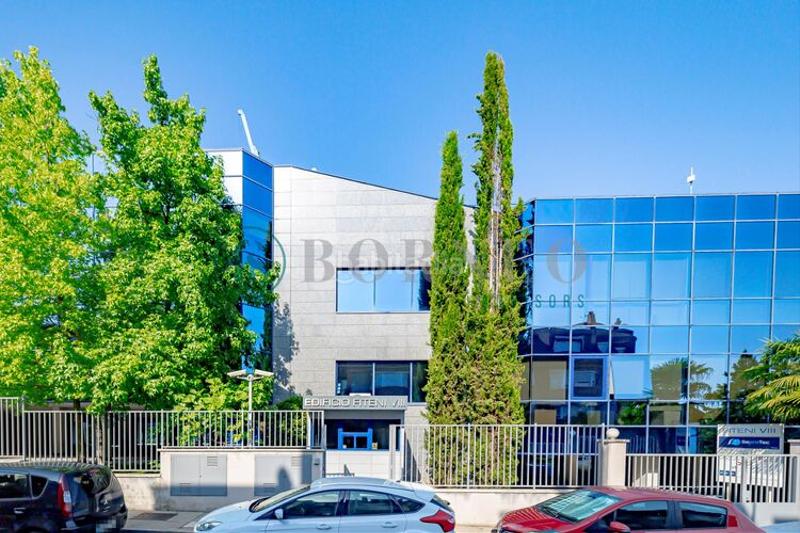 2176m² Office in Las Rozas de Madrid, Spain No. 63390