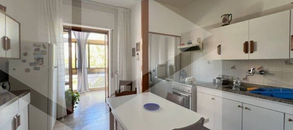 4-Zimmer Wohnung in Bari, Italy, Nr. 34577 16