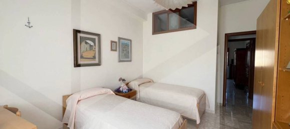 4-Zimmer Wohnung in Bari, Italy, Nr. 34577 24