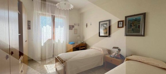 4-Zimmer Wohnung in Bari, Italy, Nr. 34577 23