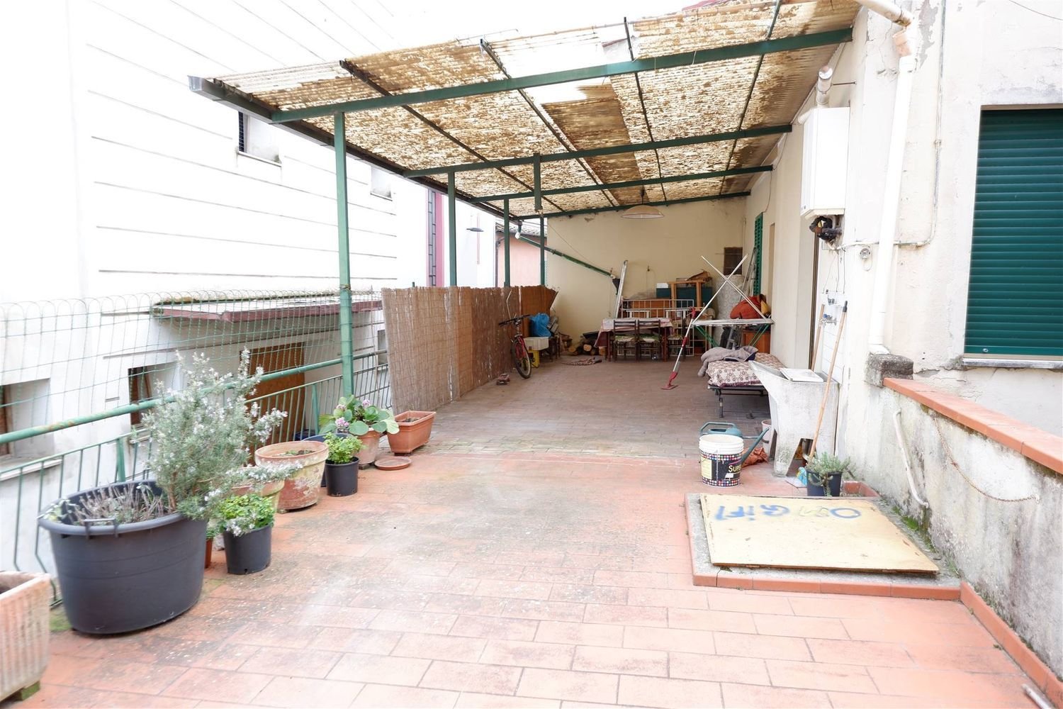 Apartamento de 4 habitaciónes en Montevarchi, Italy No. 151914