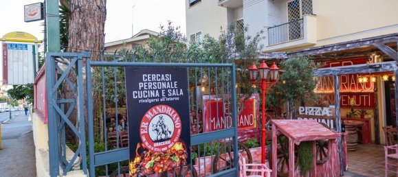 420m² Commercial property in Rome, Italy No. 326675 2