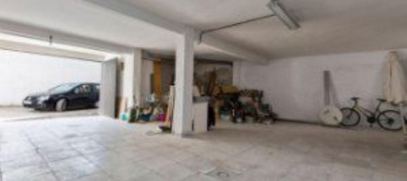 201m² Commercial property in Madrid, Spain No. 65001 8
