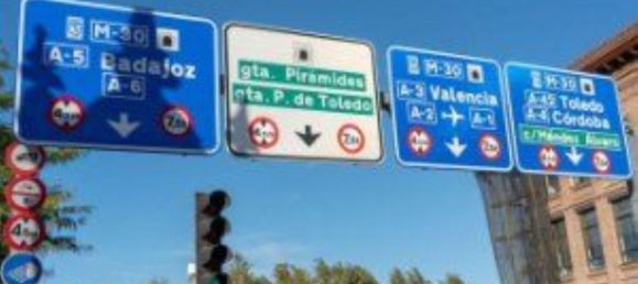 201m² Commercial property in Madrid, Spain No. 65001 5