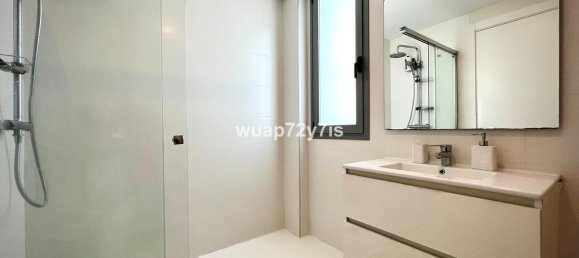 Apartamento de 2 dormitorios en Estepona, Spain No. 136385 25