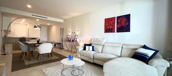 Apartamento de 2 dormitorios en Estepona, Spain No. 136385 3