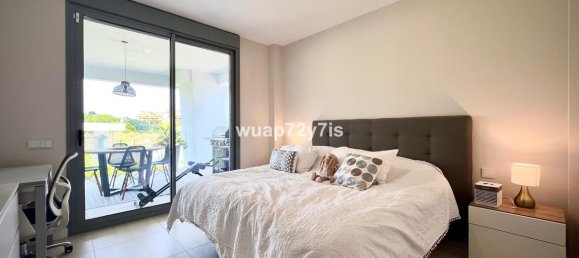 Apartamento de 2 dormitorios en Estepona, Spain No. 136385 19