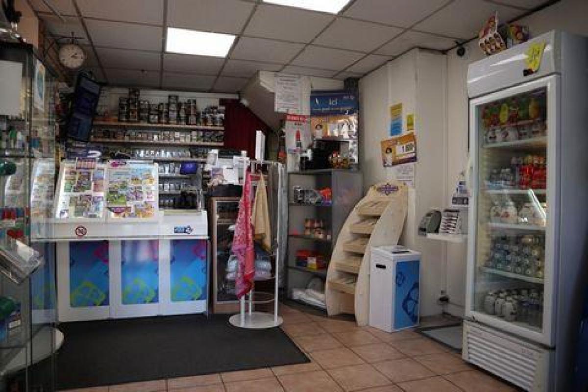 Oficina en Buxy, France 20 m² No. 18186