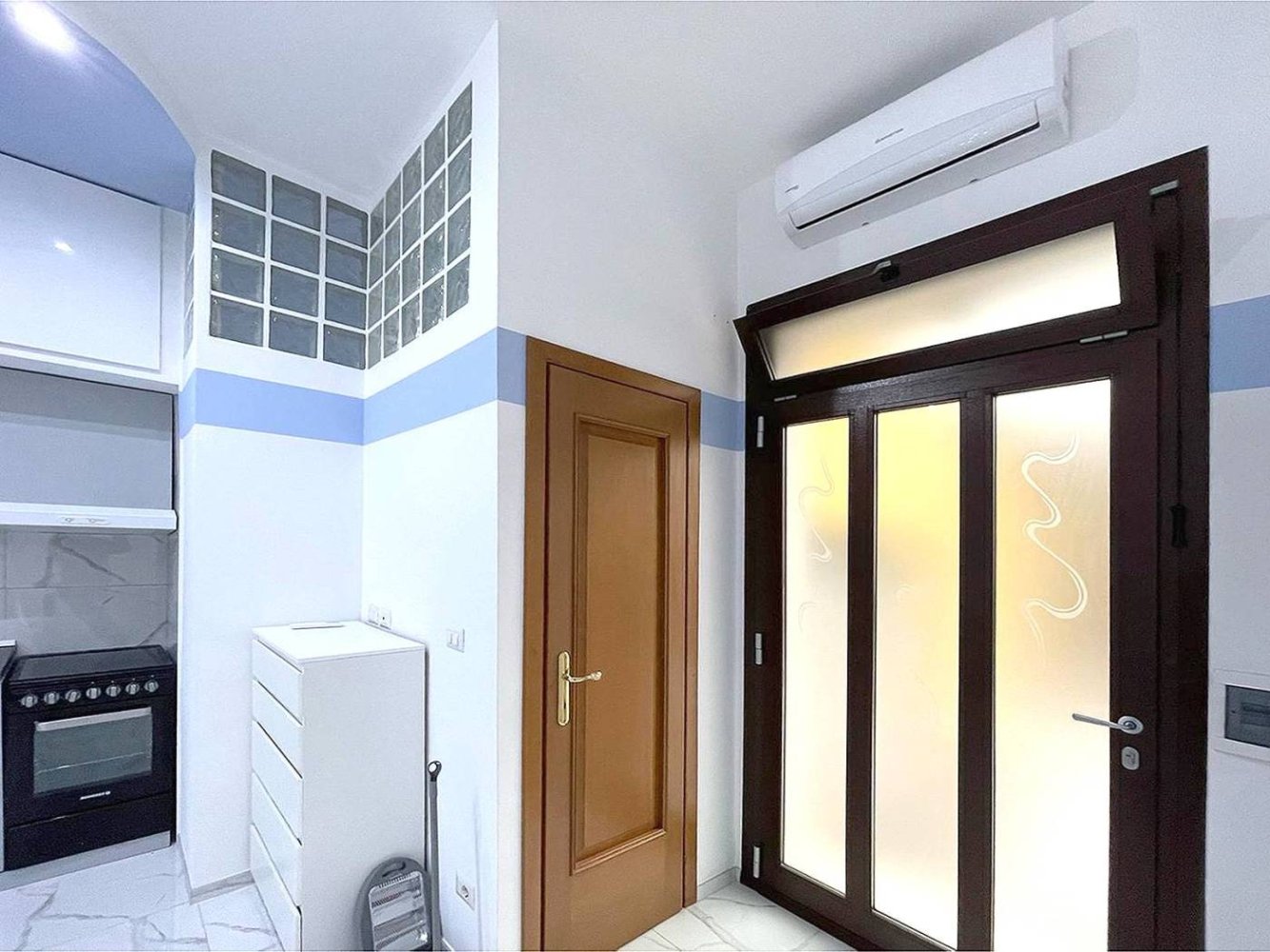 1 bedroom Apartment in Rome, Italy No. 276385