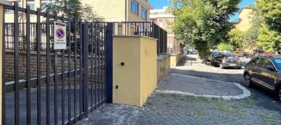 1 bedroom Apartment in Rome, Italy No. 276385 14