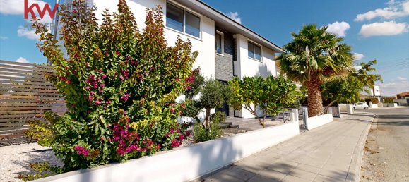 Вилла с 5 спальнями в Ларнака, Кипр № 25965 6