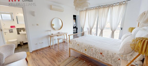 Вилла с 5 спальнями в Ларнака, Кипр № 25965 24