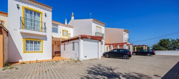 4 Schlafzimmer Haus in Guia, Portugal, Nr. 137517 25