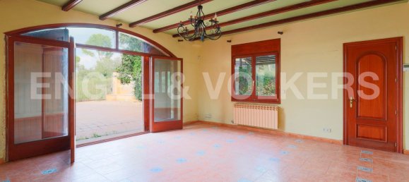 Дом с 10 спальнями в Палау-Солита I Плегаманс, Испания № 80357 22