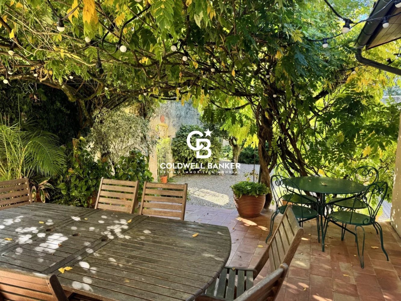 Casa T8 em Saint-Andre-de-Cubzac, France N.º 351756