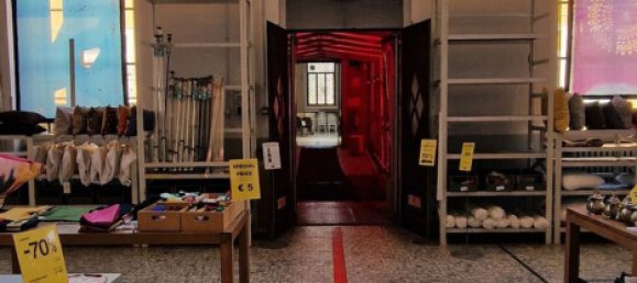 Oficina en Milan, Italy 628 m² No. 358985 10