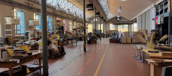 Oficina en Milan, Italy 628 m² No. 358985 3