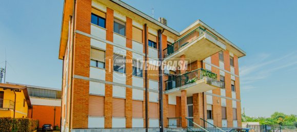 2 rooms Apartment in Vigevano, Italy No. 305131 23