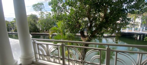 4 bedrooms Villa in Phuket, Thailand No. 5949 10