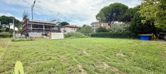 Grundstück in Cesenatico, Italy 653m², Nr. 290493 4