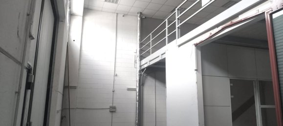 Bureau à Udine, Italy 300m² No. 331667 8