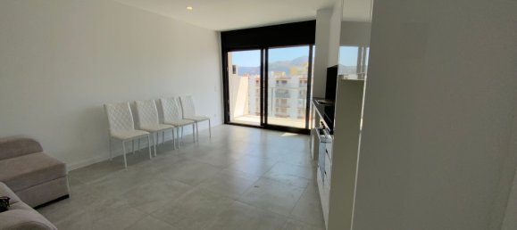 2 bedrooms Penthouse in Roses, Spain No. 149789 7