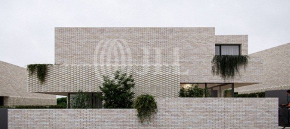 274m² Land in Matosinhos, Portugal No. 242436 13