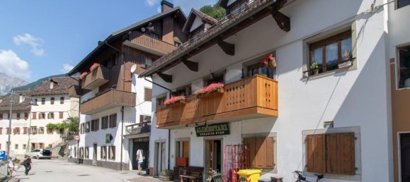 11 rooms House in Udine, Italy No. 270031 2