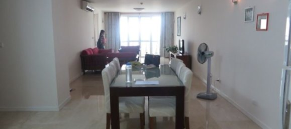 Apartamento de 3 dormitorios en Tay Ho, Vietnam No. 5033 3