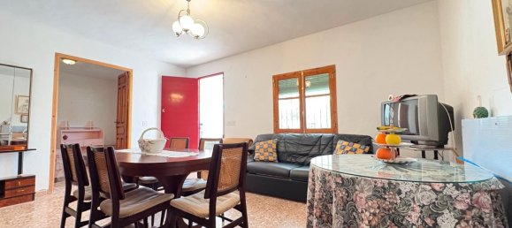 3 bedrooms House in Busot, Spain No. 134829 2