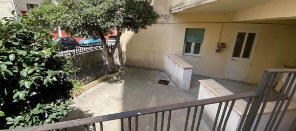 3 rooms Apartment in Catanzaro, Italy No. 260490 17