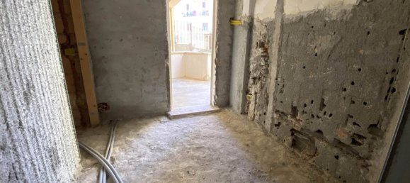 3 rooms Apartment in Catanzaro, Italy No. 260490 4