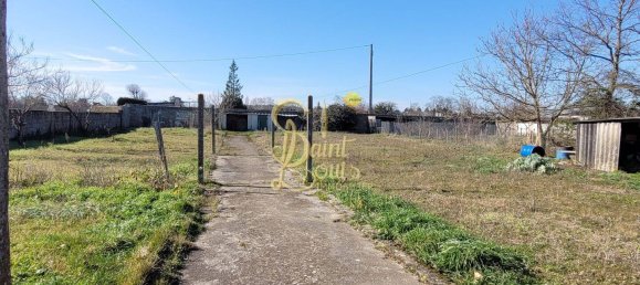 Casa de 6 dormitorios en Richelieu, France No. 75811 19