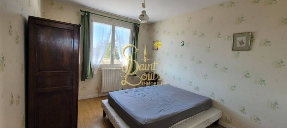 Casa de 6 dormitorios en Richelieu, France No. 75811 5