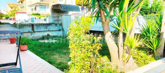 1 bedroom Apartment in Giulianova, Italy No. 345400 5