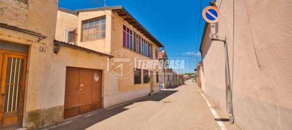 2 bedrooms House in Caresana, Italy No. 276413 22