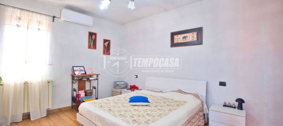 2 bedrooms House in Caresana, Italy No. 276413 10