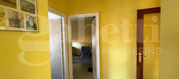 3 bedrooms Apartment in Rome, Italy No. 379532 19