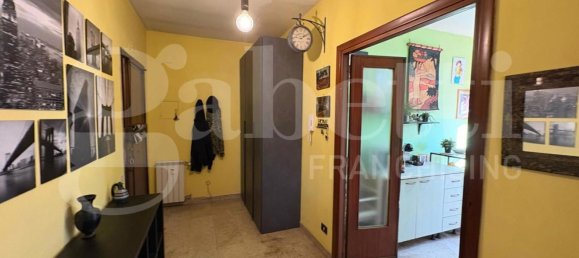 3 bedrooms Apartment in Rome, Italy No. 379532 21