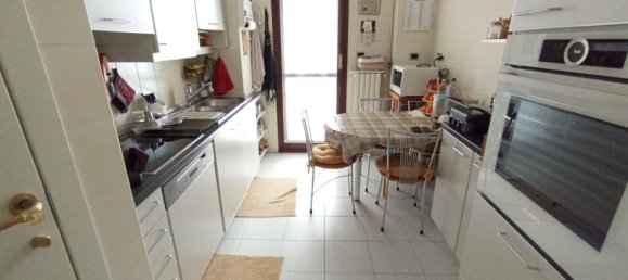 2 bedrooms Apartment in Milan, Italy No. 371593 9
